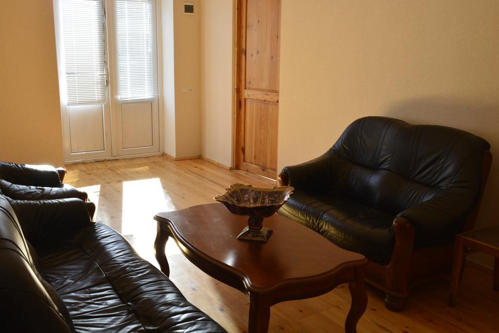 Hotel Zaza'S House Kazbegi Exterior foto